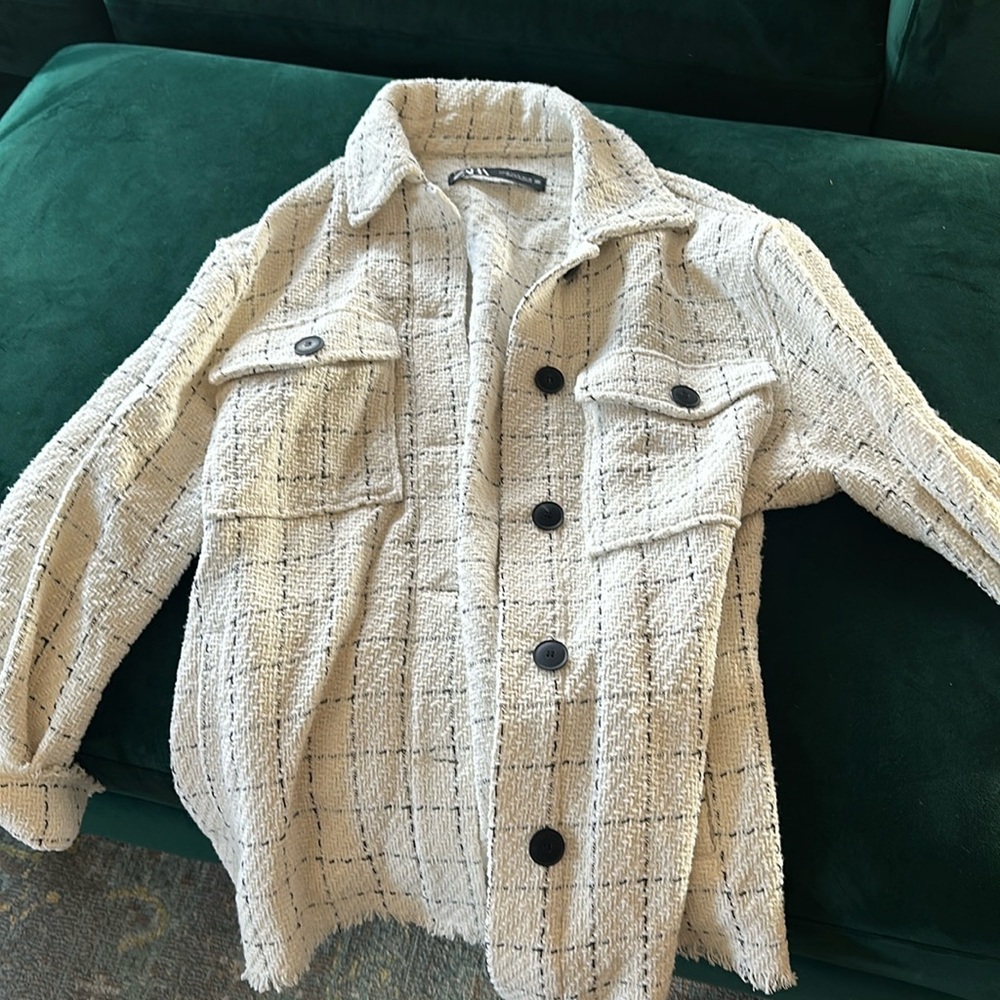 Zara Shacket size XS